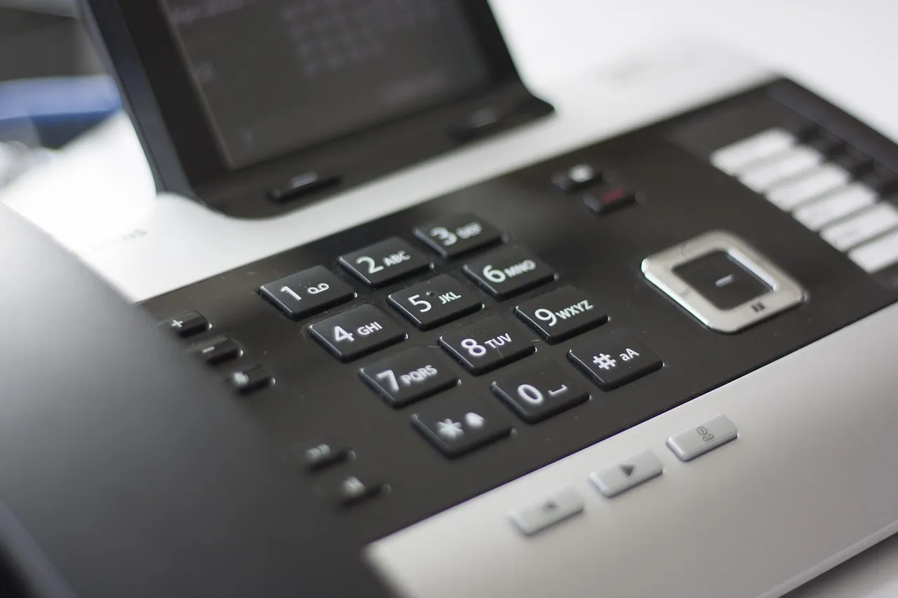 best phone under 30000 in pakistan 2023
